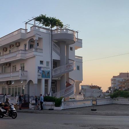 Apartments Delfin Ulcinj Exterior foto