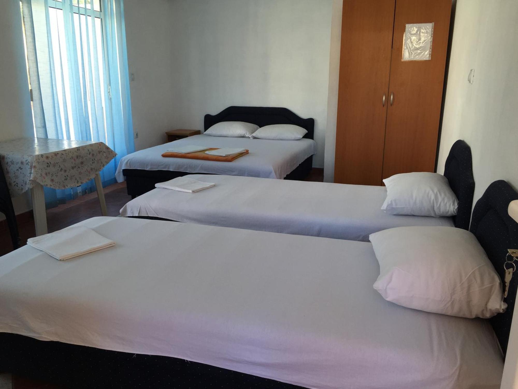 Apartments Delfin Ulcinj Habitación foto