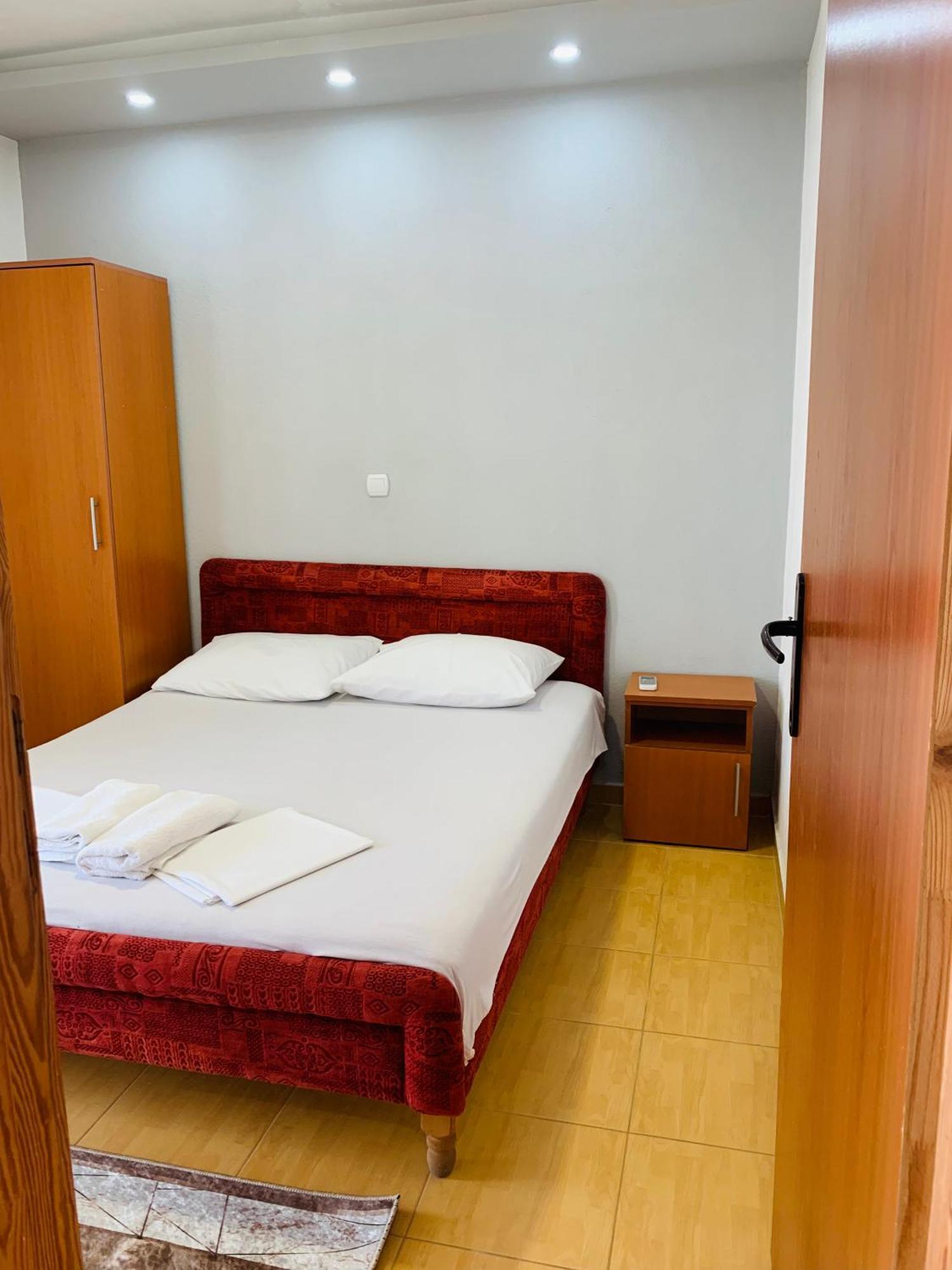 Apartments Delfin Ulcinj Exterior foto