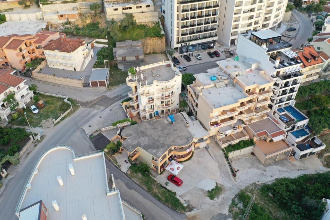 Apartments Delfin Ulcinj Exterior foto