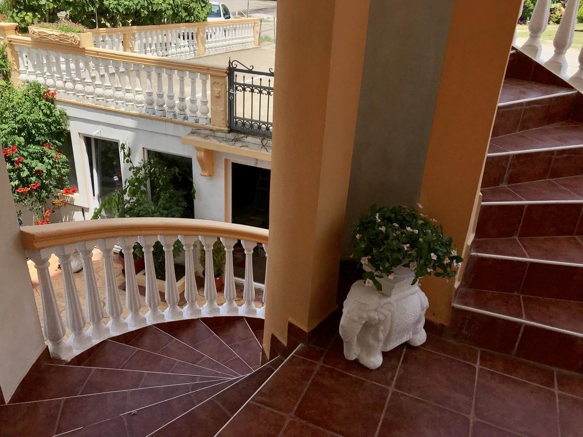 Apartments Delfin Ulcinj Exterior foto